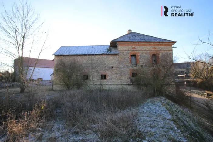 Prodej rodinného domu, Chorušice - Velký Újezd, 618 m2