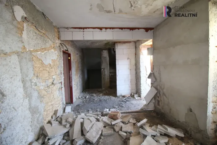 Prodej rodinného domu, Chorušice - Velký Újezd, 618 m2