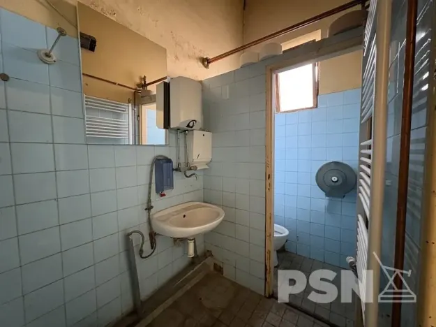 Pronájem výrobních prostor, Brno, Komárovské nábřeží, 256 m2