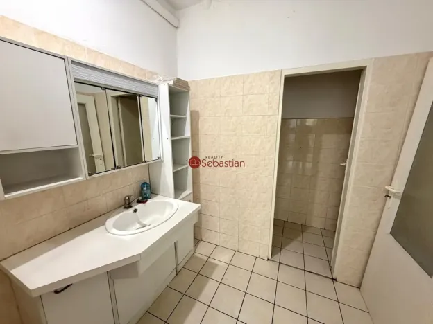 Pronájem obchodního prostoru, Praha - Žižkov, Hartigova, 154 m2