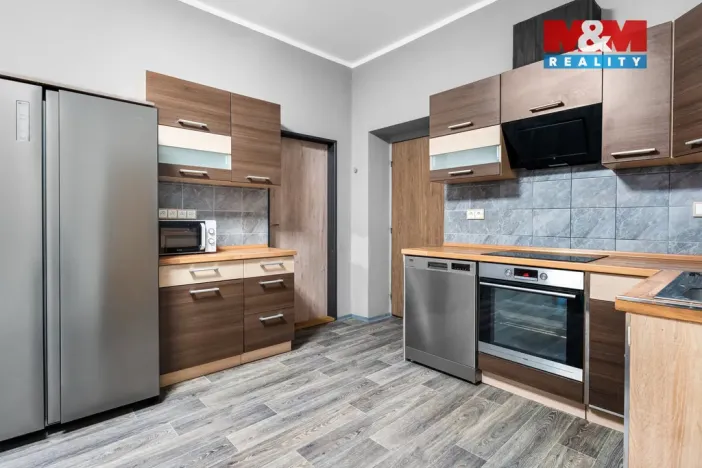 Prodej bytu 3+1, Desná - Desná II, Krkonošská, 100 m2