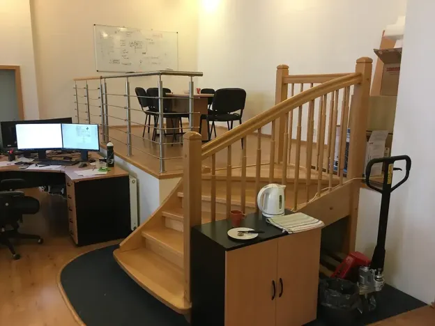 Pronájem obchodního prostoru, Brno, Valchařská, 100 m2