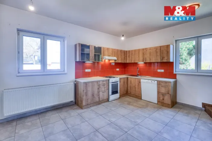 Prodej rodinného domu, Praha - Dolní Měcholupy, Pod hřištěm, 172 m2