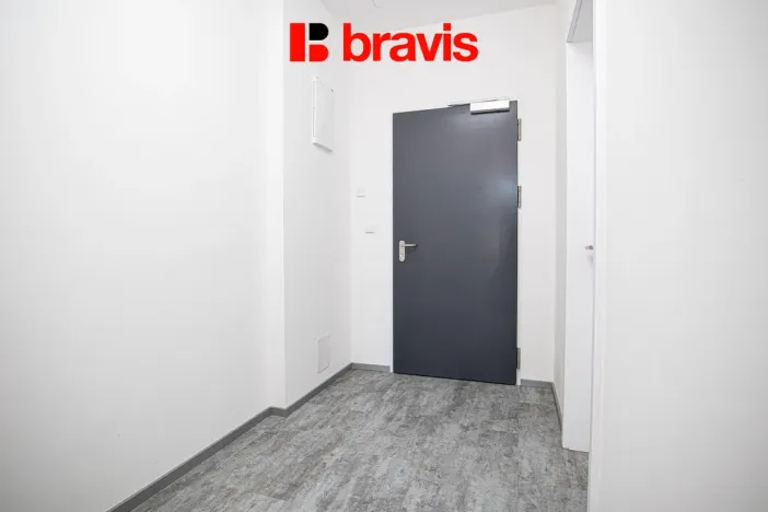 Pronájem obchodního prostoru, Brno - Černá Pole, třída Generála Píky, 35 m2