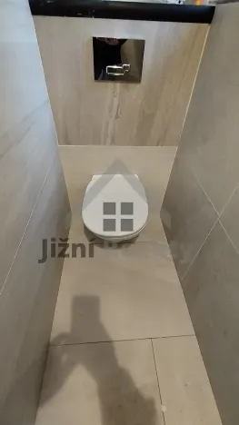 Prodej bytu 3+1, Mladá Vožice, Husovo náměstí, 80 m2