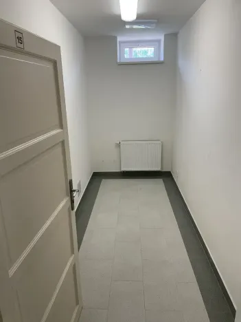 Pronájem kanceláře, Praha - Horní Počernice, Bystrá, 36 m2