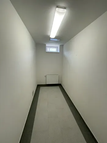 Pronájem kanceláře, Praha - Horní Počernice, Bystrá, 36 m2