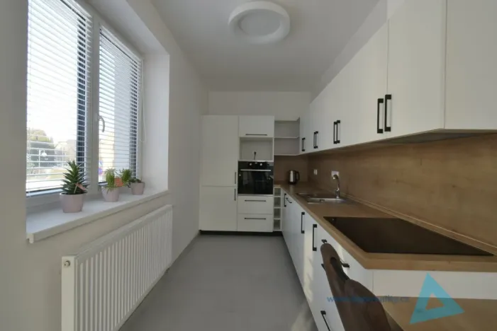 Pronájem bytu 1+kk, Nová Paka, P. Bezruče, 47 m2