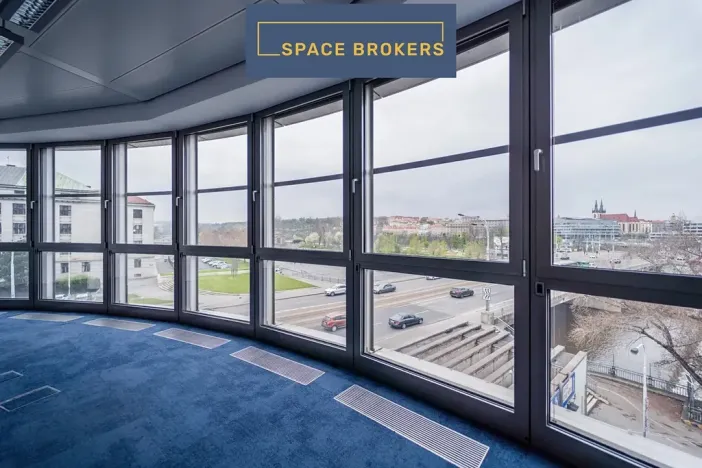 Pronájem kanceláře, Praha - Karlín, Ke Štvanici, 850 m2