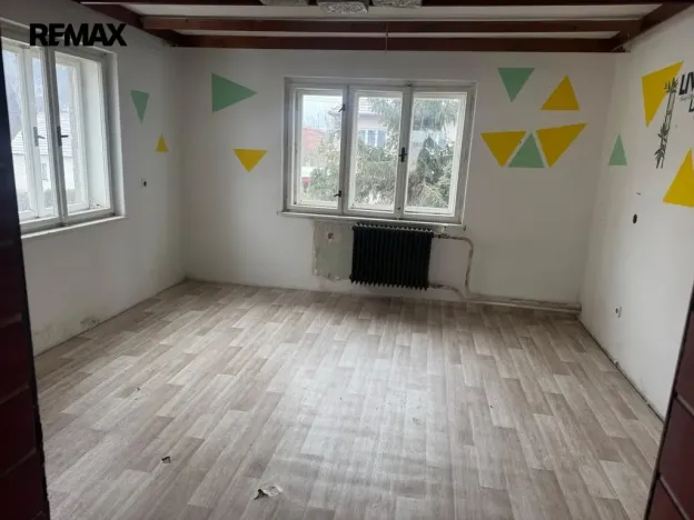 Prodej vícegeneračního domu, Podhradní Lhota, 280 m2