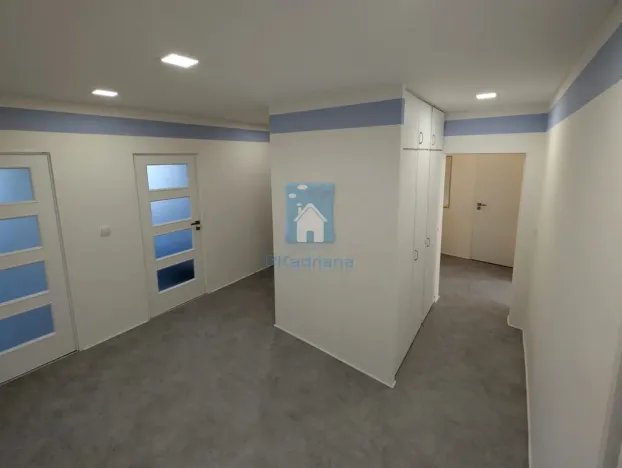 Pronájem bytu 4+1, Praha, Chalabalova, 107 m2