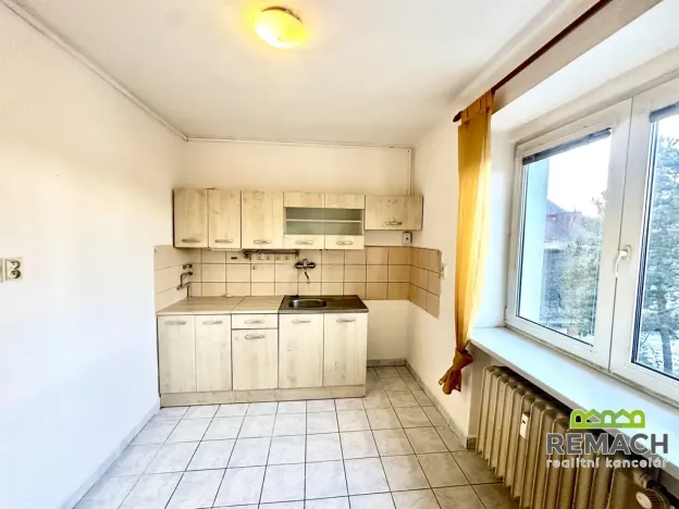 Pronájem bytu 1+1, Uherské Hradiště, Šafaříkova, 35 m2