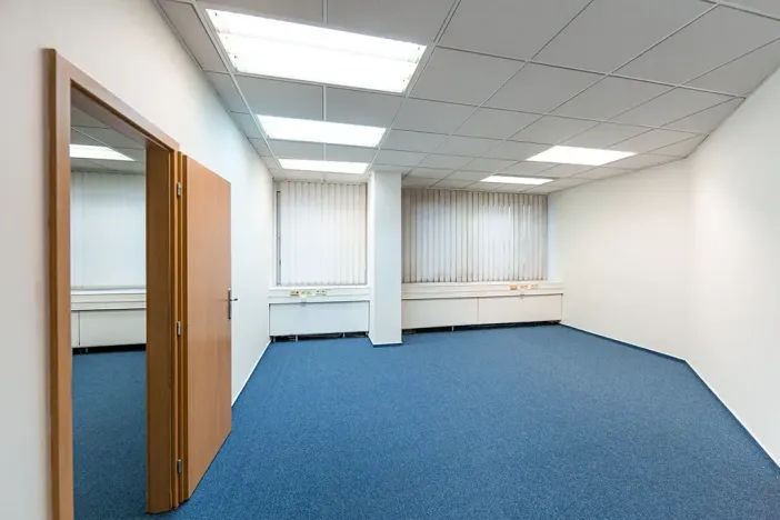 Pronájem kanceláře, Praha - Vysočany, Freyova, 17 m2