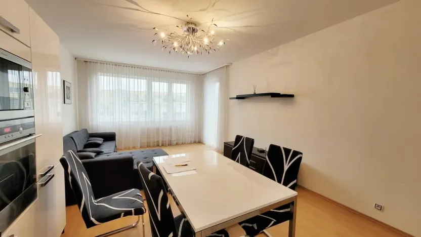 Pronájem bytu 2+kk, Praha - Letňany, Chlebovická, 56 m2