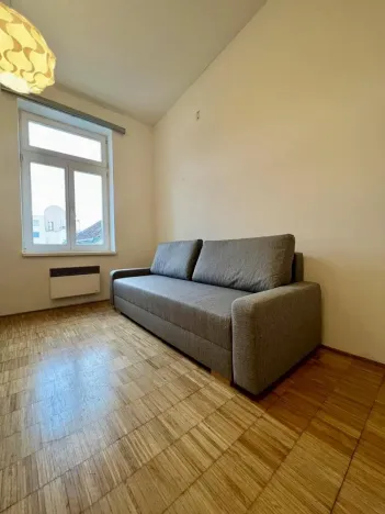 Pronájem bytu 1+kk, Praha - Libeň, Zenklova, 25 m2