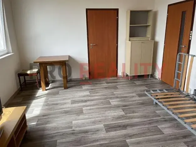 Pronájem bytu 2+1, Ostrava, Engelmüllerova, 46 m2