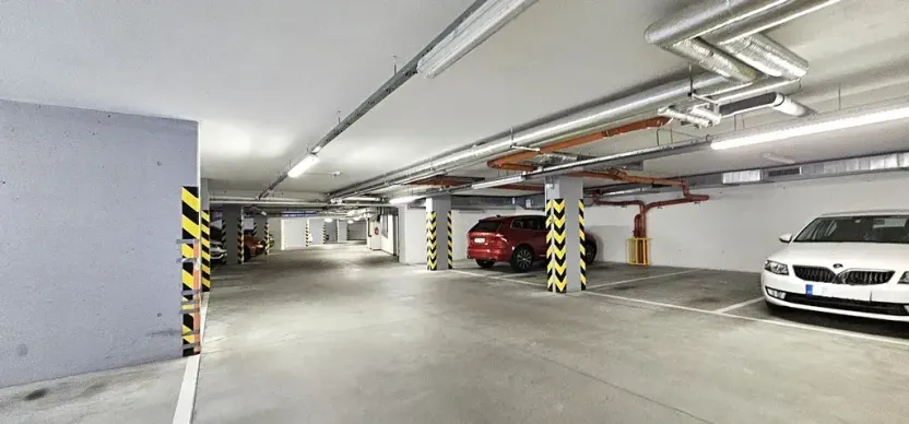 Prodej garážového stání, Brno, Říčanská, 12 m2