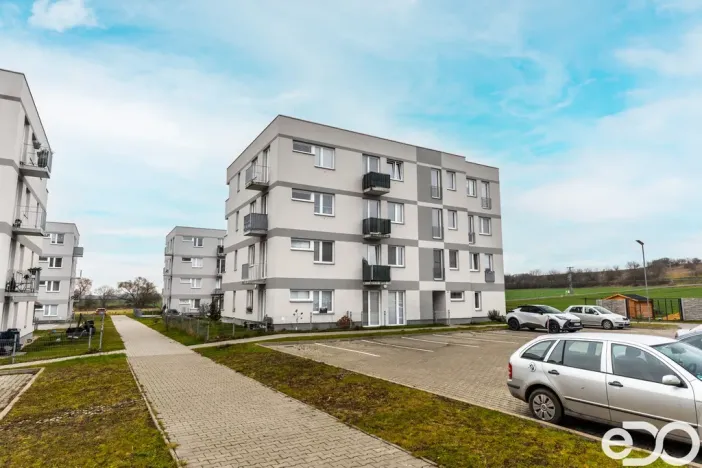 Prodej bytu 2+kk, Cerhenice, Za Cukrovarem, 60 m2