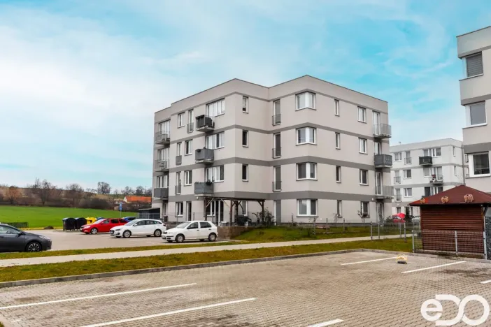 Prodej bytu 2+kk, Cerhenice, Za Cukrovarem, 60 m2