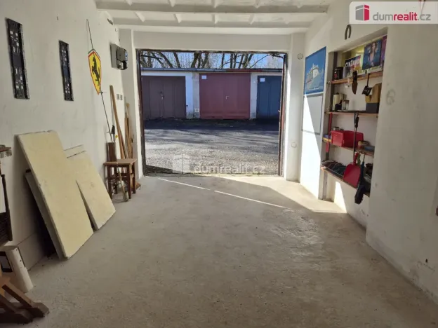 Prodej garáže, Kaplice, 18 m2