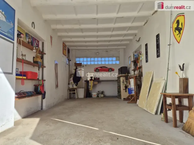 Prodej garáže, Kaplice, 18 m2