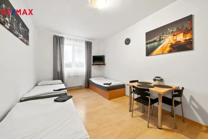 Pronájem bytu 1+kk, Pardubice - Svítkov, K Dubině, 26 m2