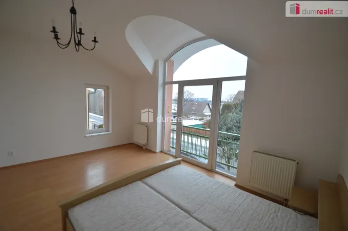 Pronájem rodinného domu, Jeneč, Úhonická, 166 m2