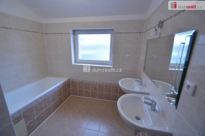 Pronájem rodinného domu, Jeneč, Úhonická, 166 m2