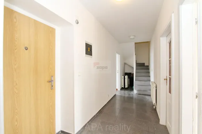 Pronájem pokoje, Praha - Žižkov, Blahníkova, 28 m2