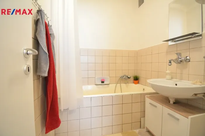 Prodej bytu 1+1, Trutnov - Horní Staré Město, Sněženková, 32 m2