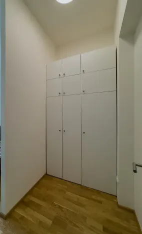 Pronájem bytu 2+kk, Praha - Nové Město, Legerova, 42 m2