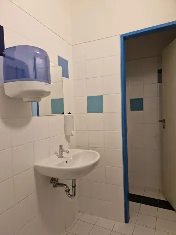 Pronájem obchodního prostoru, Šlapanice, Nádražní, 68 m2