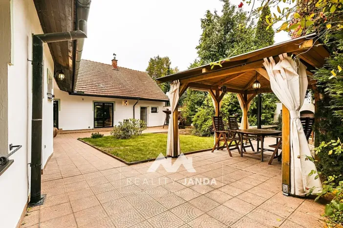 Prodej rodinného domu, Bukovina, 158 m2