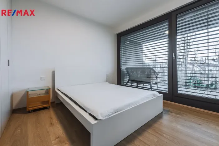 Pronájem bytu 2+kk, Praha - Libeň, U Vlachovky, 96 m2