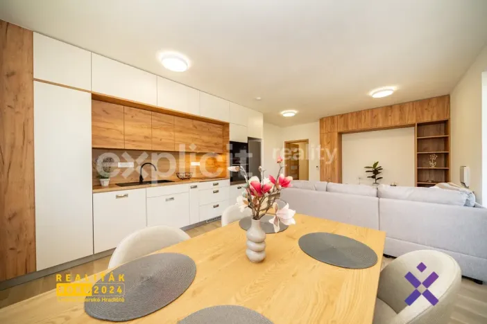 Prodej bytu 4+kk, Jablůnka, 103 m2