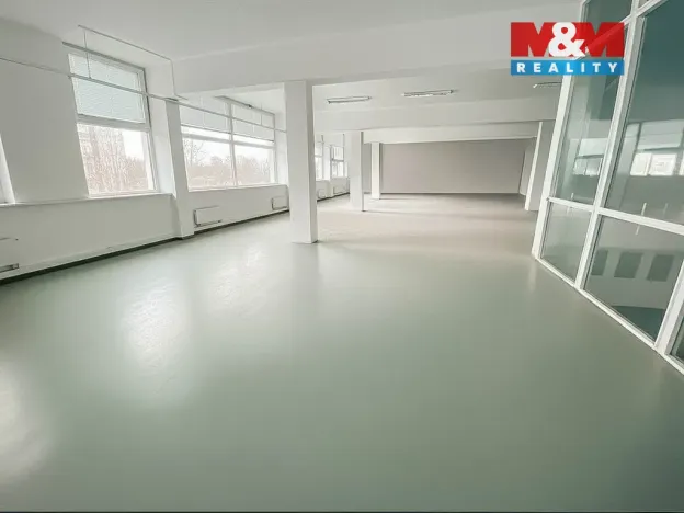 Pronájem obchodního prostoru, Sázava, Sklářská, 500 m2