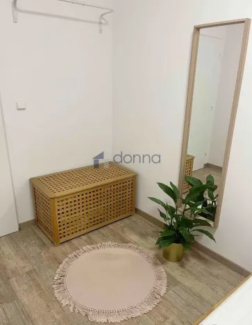 Pronájem bytu 2+kk, Praha, Pod Nouzovem, 38 m2