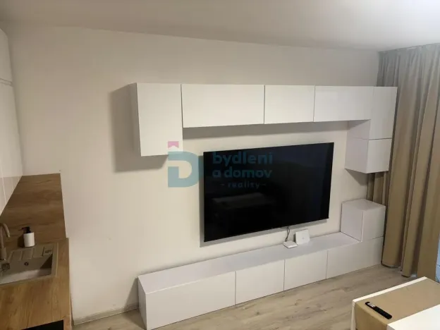 Pronájem bytu 1+kk, Uničov, Bratří Čapků, 35 m2