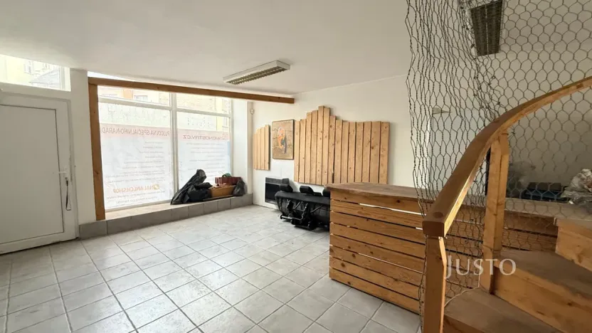 Pronájem kanceláře, Děčín, Prokopa Holého, 56 m2