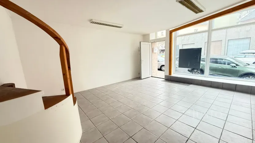Pronájem kanceláře, Děčín, Prokopa Holého, 56 m2