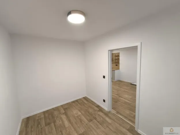 Pronájem bytu 2+kk, Olomouc - Neředín, gen. Píky, 37 m2