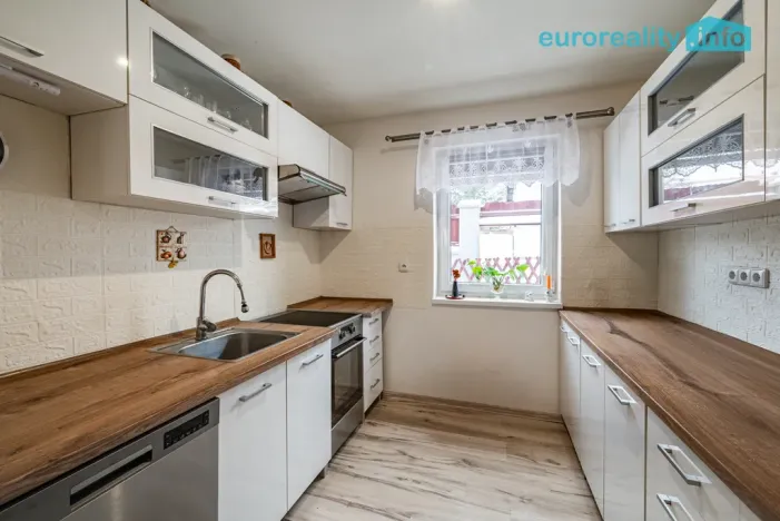 Prodej rodinného domu, Rotava, Čsl. armády, 62 m2