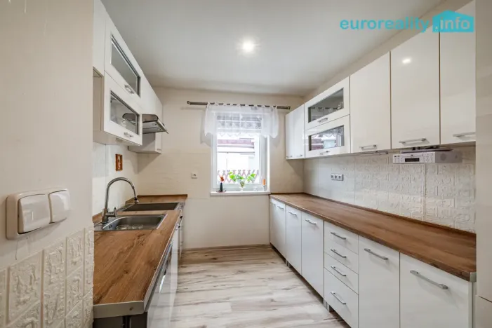 Prodej rodinného domu, Rotava, Čsl. armády, 62 m2