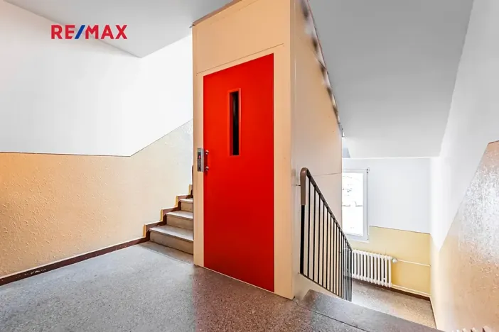 Pronájem bytu 1+1, Jindřichův Hradec, sídliště Vajgar, 37 m2