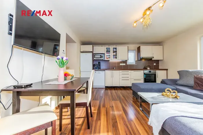 Prodej vícegeneračního domu, Mnichovice, Jiráskova, 230 m2