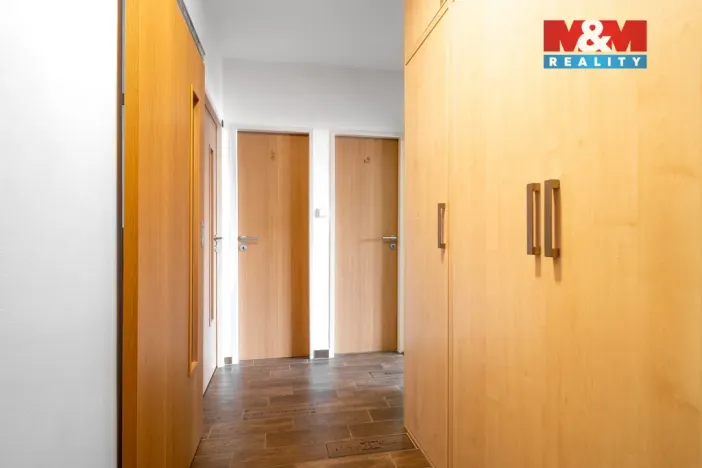 Prodej bytu 3+kk, Pardubice - Polabiny, Družstevní, 54 m2