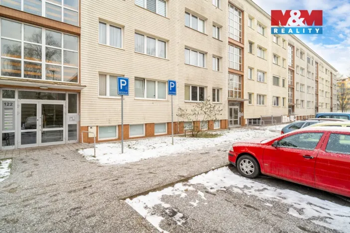 Prodej bytu 3+kk, Pardubice - Polabiny, Družstevní, 54 m2