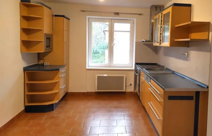 Pronájem bytu 2+1, Kopřivnice, K. Čapka, 61 m2