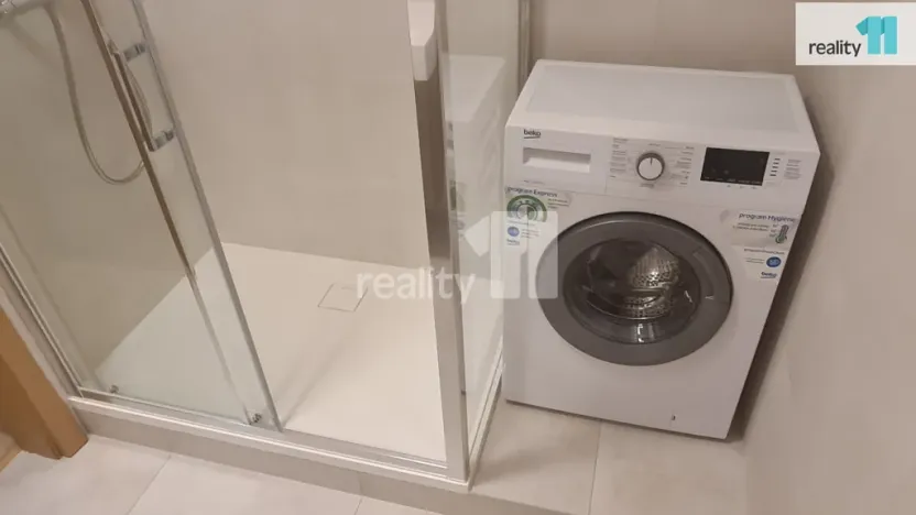 Pronájem bytu 1+kk, Jesenice, Příčná II., 33 m2