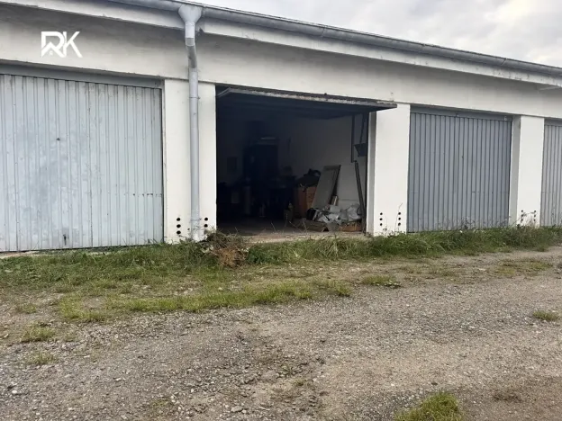 Prodej garáže, Hradec Králové, U Mostku, 19 m2